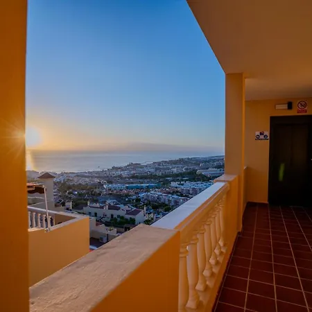 Penthouse With Panoramic Ocean Views & Terrace In Torviscas Appartement *