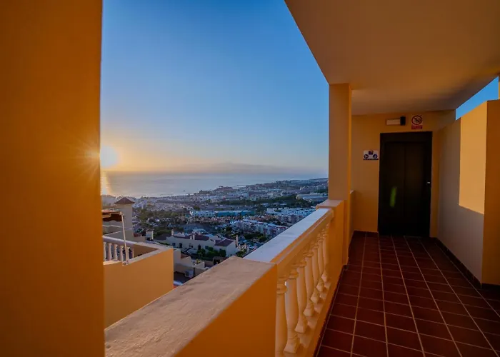 Penthouse With Ocean Views - Torviscas 아파트 *