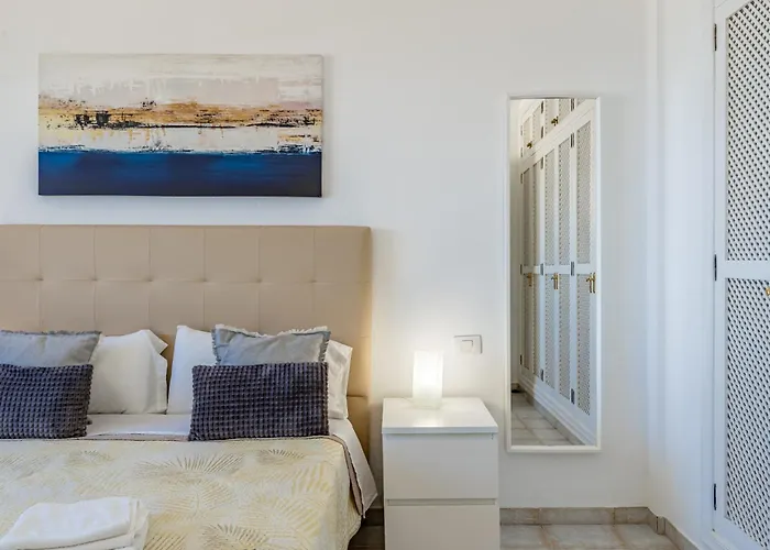 Penthouse With Ocean Views - Torviscas *