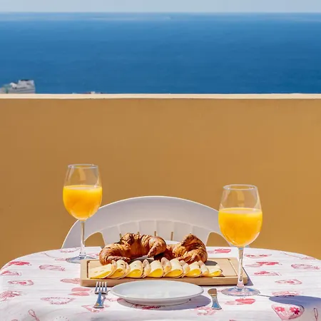 Апартаменты Penthouse With Panoramic Ocean Views & Terrace In Torviscas