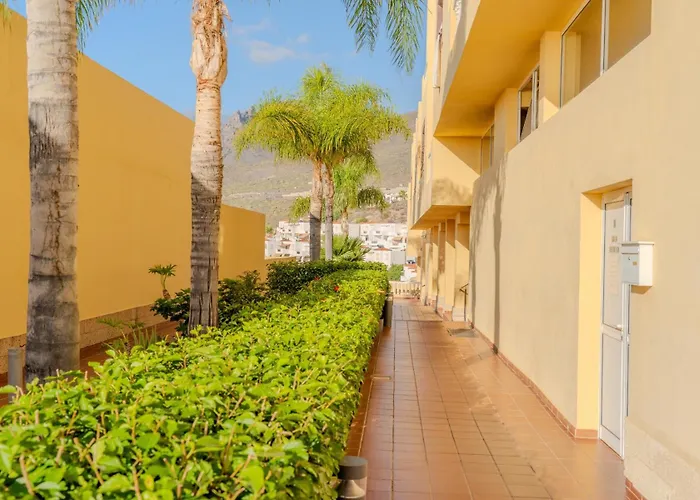 Penthouse With Ocean Views - Torviscas Daire