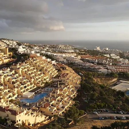 Penthouse With Ocean Views - Torviscas *