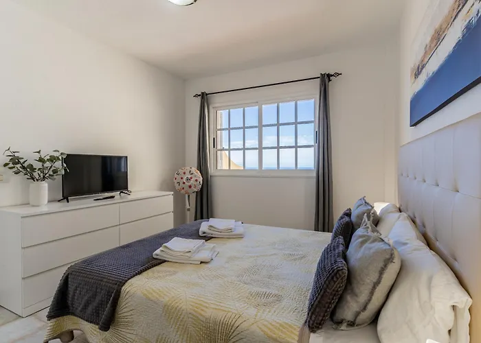 Penthouse With Ocean Views - Torviscas